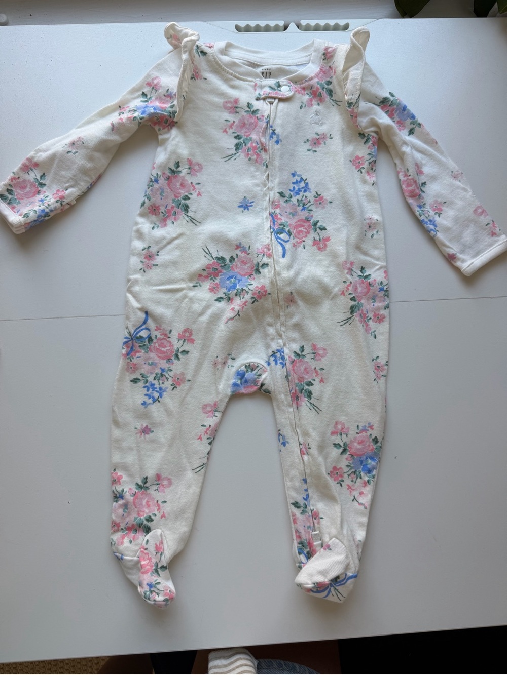 Baby Gap Never Worn Floral Footed One-Piece for 0-3 months